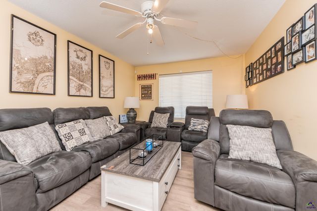 141 Stoneridge Drive, Warner Robins, GA 31088