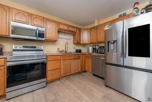 141 Stoneridge Drive, Warner Robins, GA 31088