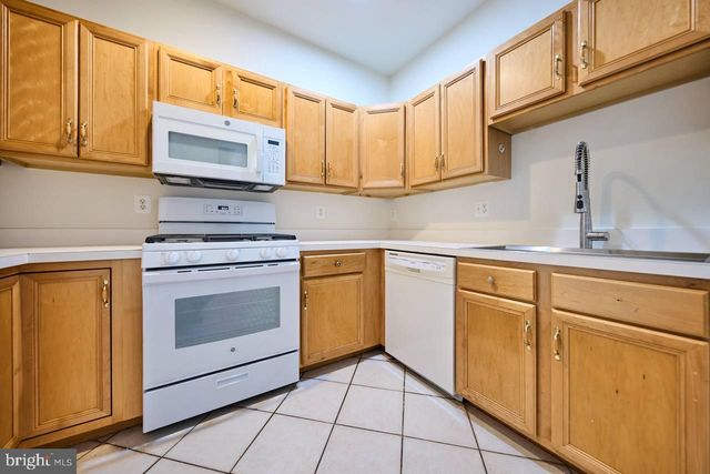 46358 PRYOR SQ, Sterling, VA 20165
