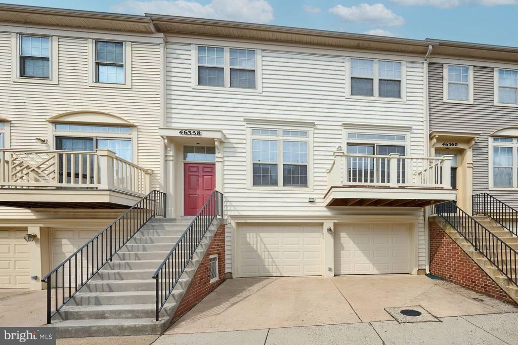 46358 PRYOR SQ, Sterling, VA 20165