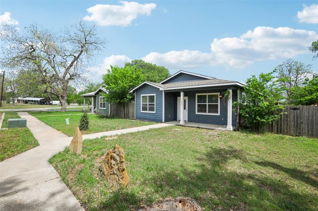 156 Fm 2571, Smithville, TX 78957