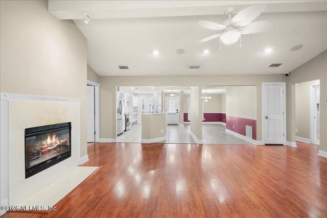 1594 POINT PARK Drive E, Jacksonville, FL 32225