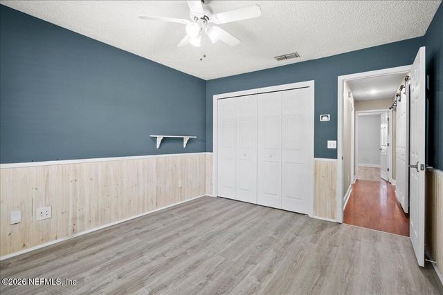 1594 POINT PARK Drive E, Jacksonville, FL 32225