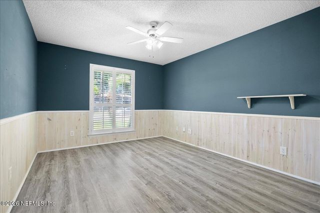 1594 POINT PARK Drive E, Jacksonville, FL 32225