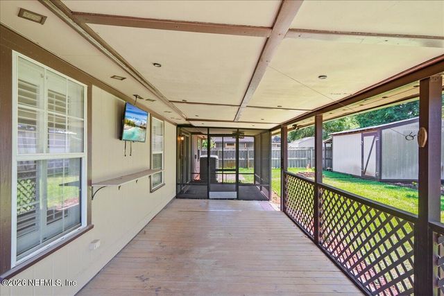 1594 POINT PARK Drive E, Jacksonville, FL 32225