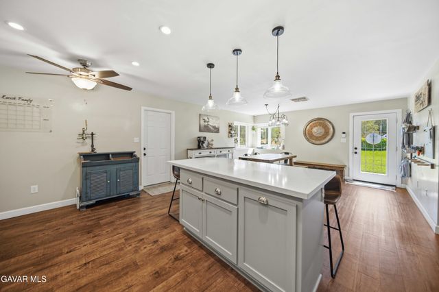21904 Mariposa Road, Tehachapi, CA 93561