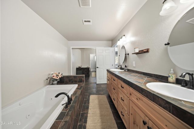 21904 Mariposa Road, Tehachapi, CA 93561