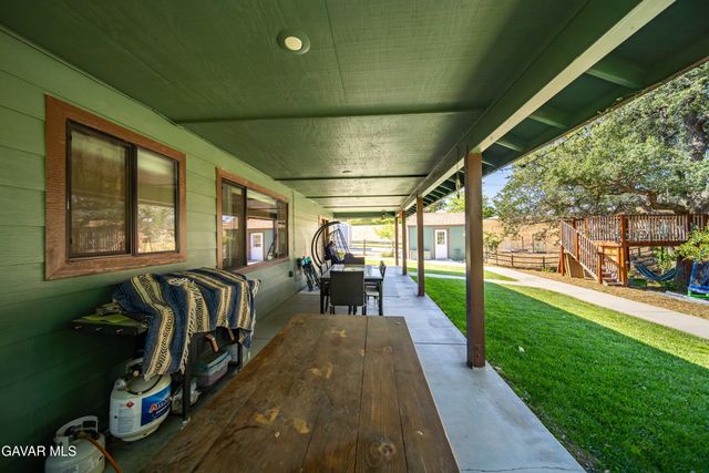 21904 Mariposa Road, Tehachapi, CA 93561