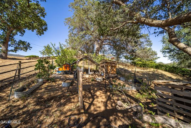21904 Mariposa Road, Tehachapi, CA 93561