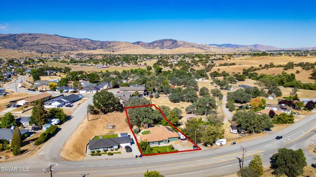 21904 Mariposa Road, Tehachapi, CA 93561
