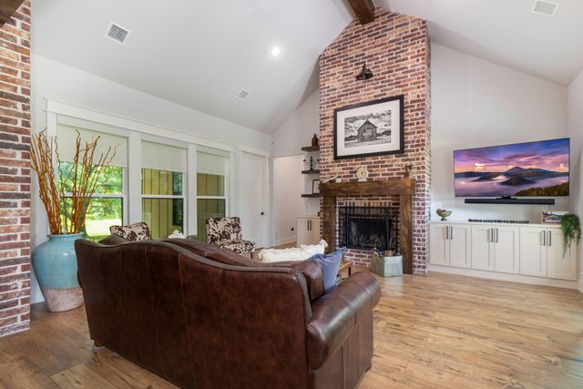 101 Temple Drive, Vinita, OK 74301