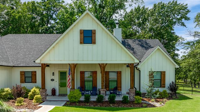 101 Temple Drive, Vinita, OK 74301