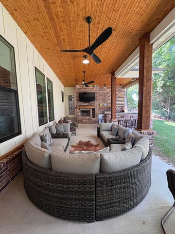 101 Temple Drive, Vinita, OK 74301