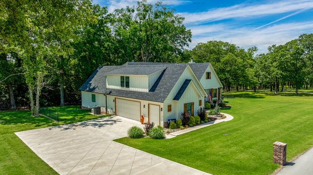 101 Temple Drive, Vinita, OK 74301