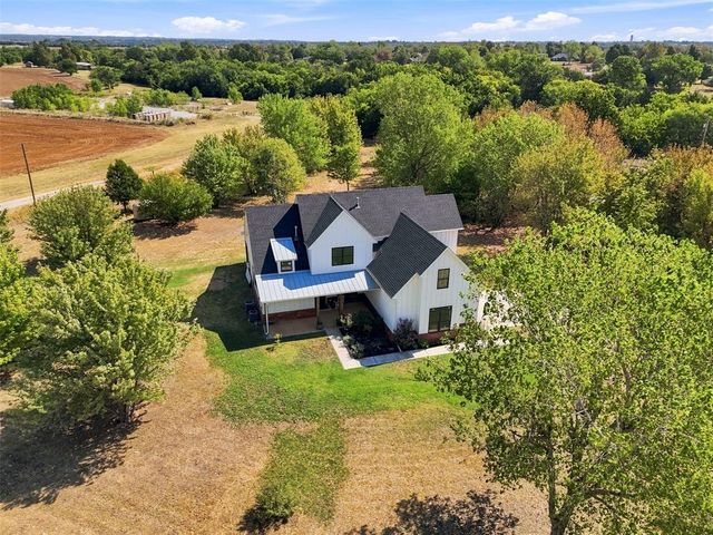 124 Kevin Lane, Tuttle, OK 73089