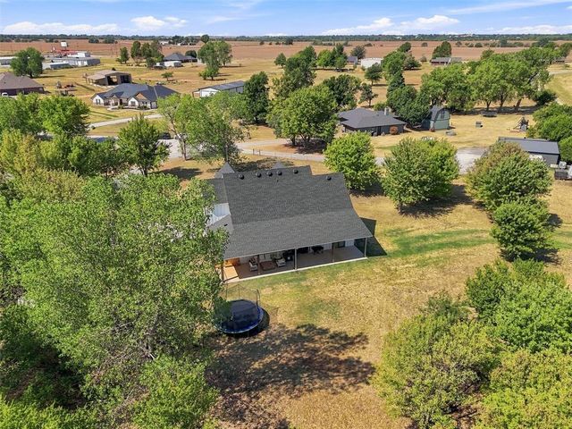 124 Kevin Lane, Tuttle, OK 73089