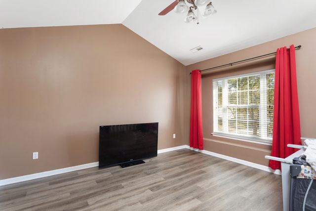 8653 Grassy Oak Trail, North Charleston, SC 29420