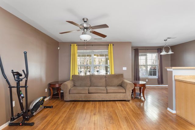 8653 Grassy Oak Trail, North Charleston, SC 29420