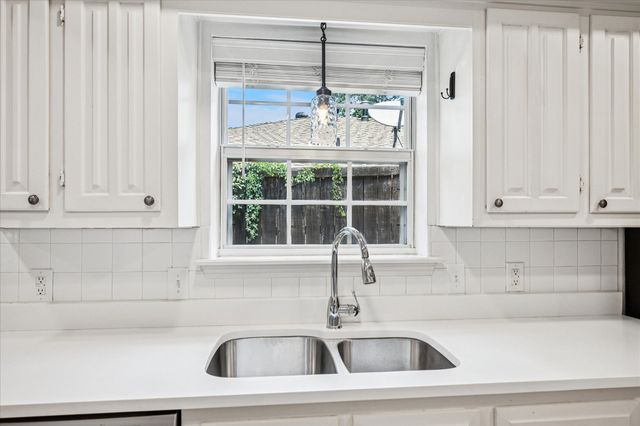 8635 Capri Drive, Dallas, TX 75238