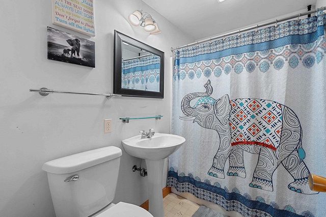 1136 S BARTLETT STREET, Shawano, WI 54166