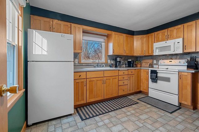 1136 S BARTLETT STREET, Shawano, WI 54166