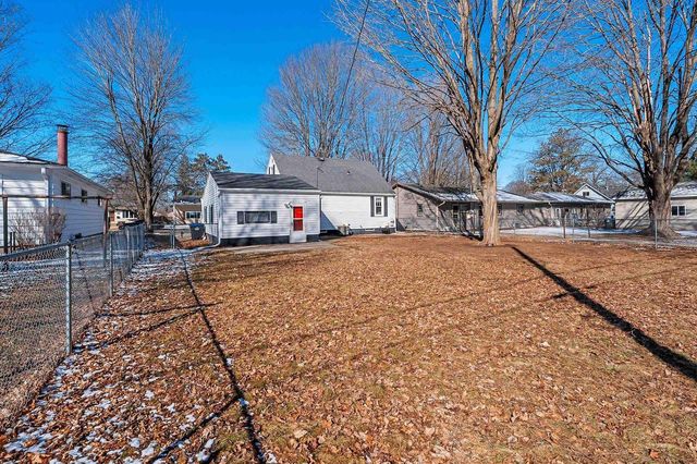 1136 S BARTLETT STREET, Shawano, WI 54166