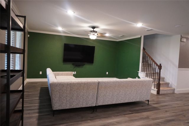 1245 Waggoner Drive, Aubrey, TX 76227