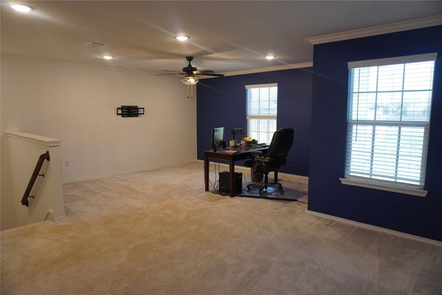 1245 Waggoner Drive, Aubrey, TX 76227