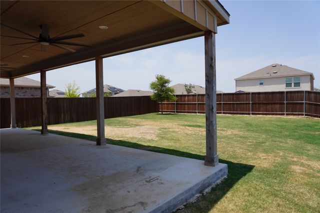 1245 Waggoner Drive, Aubrey, TX 76227