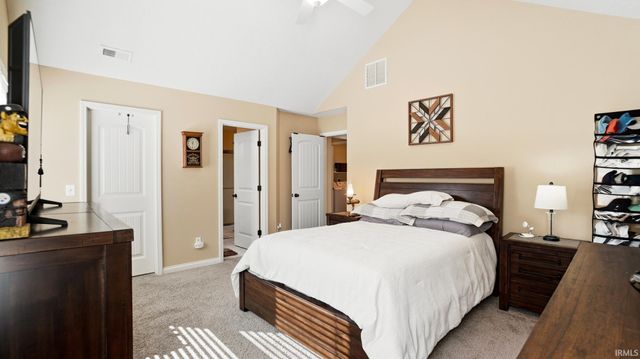 7226 Foxfield Drive, Fort Wayne, IN 46835