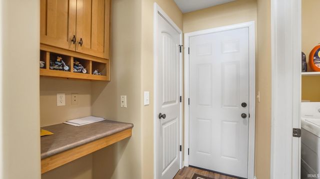 7226 Foxfield Drive, Fort Wayne, IN 46835