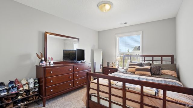 7226 Foxfield Drive, Fort Wayne, IN 46835