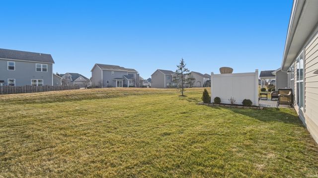 7226 Foxfield Drive, Fort Wayne, IN 46835