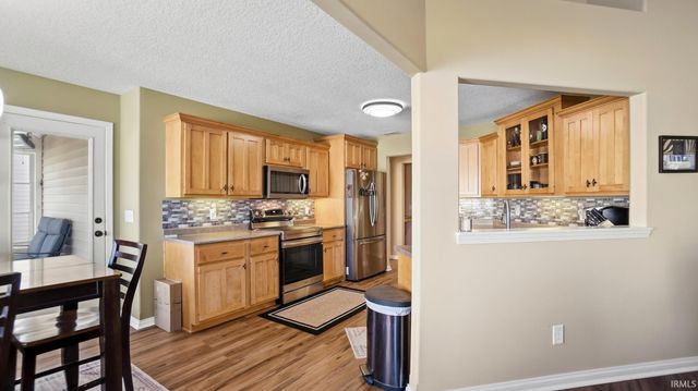 7226 Foxfield Drive, Fort Wayne, IN 46835