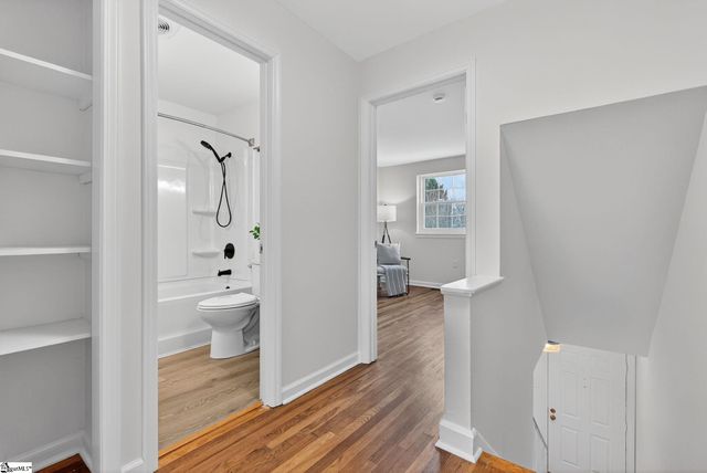 2530 E North St Apt 14L Unit L, Greenville, SC 29615