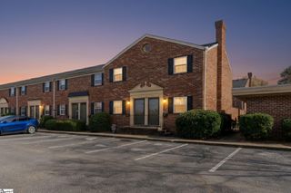 2530 E North St Apt 14L Unit L, Greenville, SC 29615