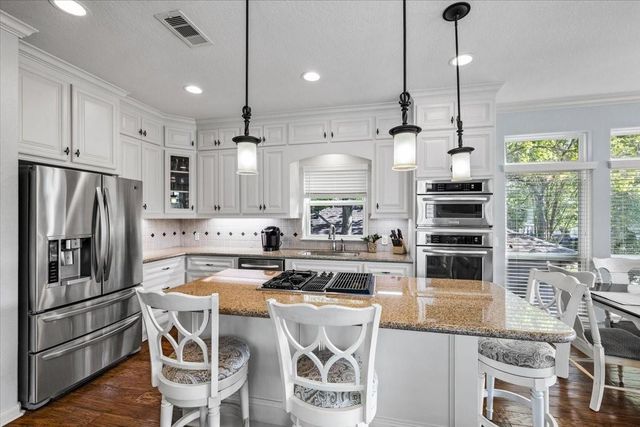 115 Pine Road, Clear Lake Shores, TX 77565