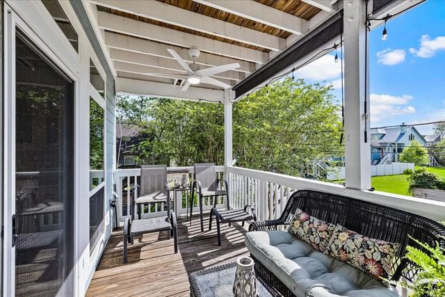 115 Pine Road, Clear Lake Shores, TX 77565