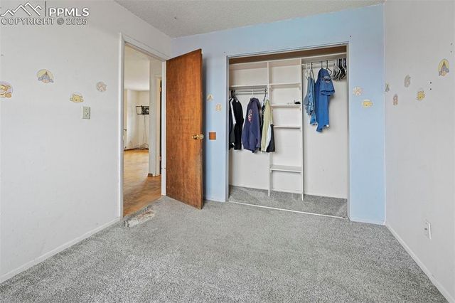 6885 Mescalero Drive, Colorado Springs, CO 80915