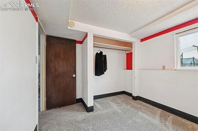 6885 Mescalero Drive, Colorado Springs, CO 80915