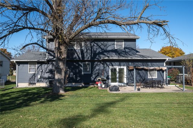 3025 25th Avenue, Marion, IA 52302
