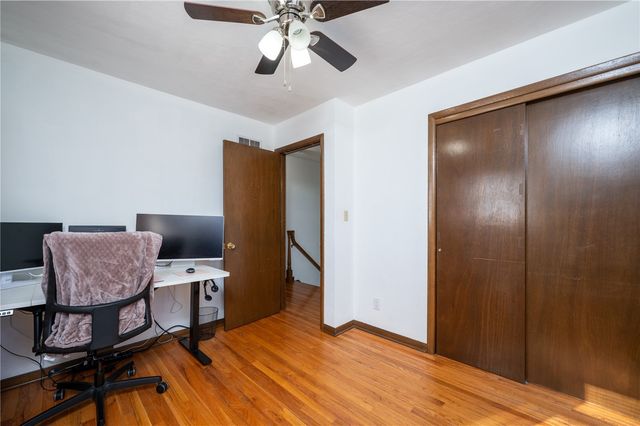 3025 25th Avenue, Marion, IA 52302