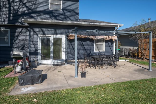 3025 25th Avenue, Marion, IA 52302