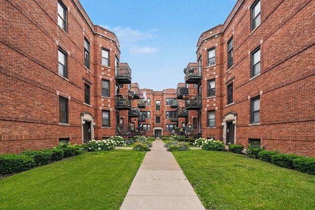 1331 W North Shore Avenue 2S, Chicago, IL 60626