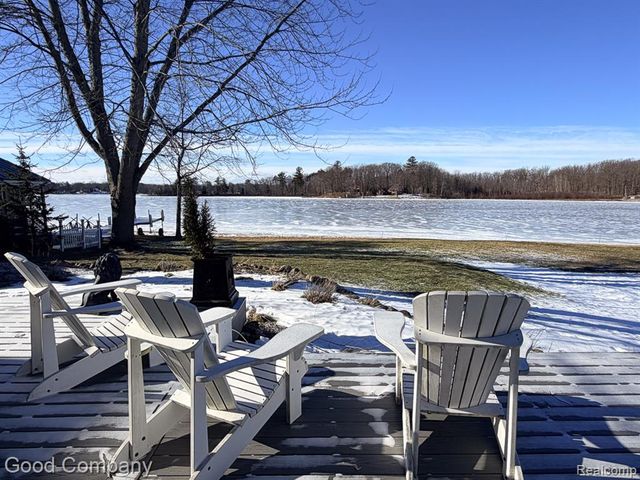 1849 E Pratt Lake Road, Gladwin, MI 48624