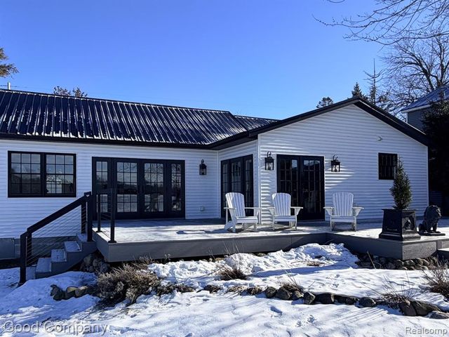 1849 E Pratt Lake Road, Gladwin, MI 48624