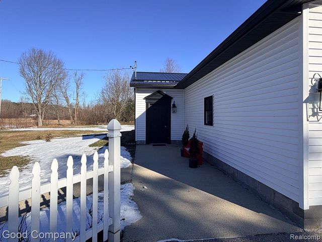 1849 E Pratt Lake Road, Gladwin, MI 48624