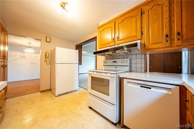 384 Athens Boulevard, Tonawanda, NY 14223