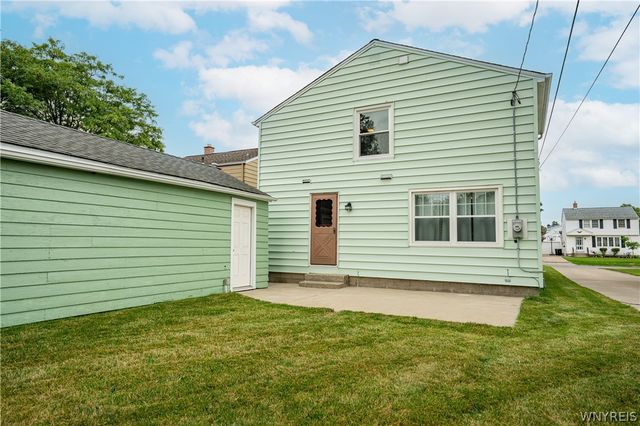384 Athens Boulevard, Tonawanda, NY 14223