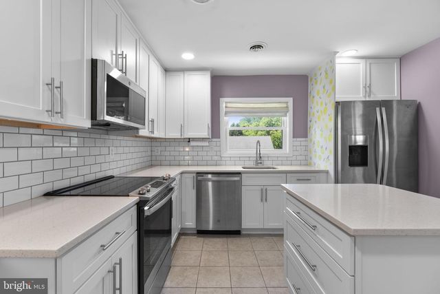 7546 WOODBINE RD, Woodbine, MD 21797